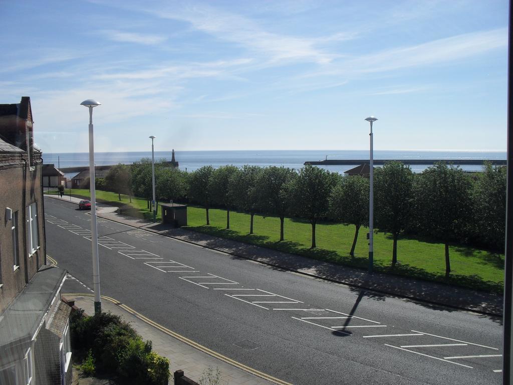 Roker View Guest House Sunderland  Eksteriør billede