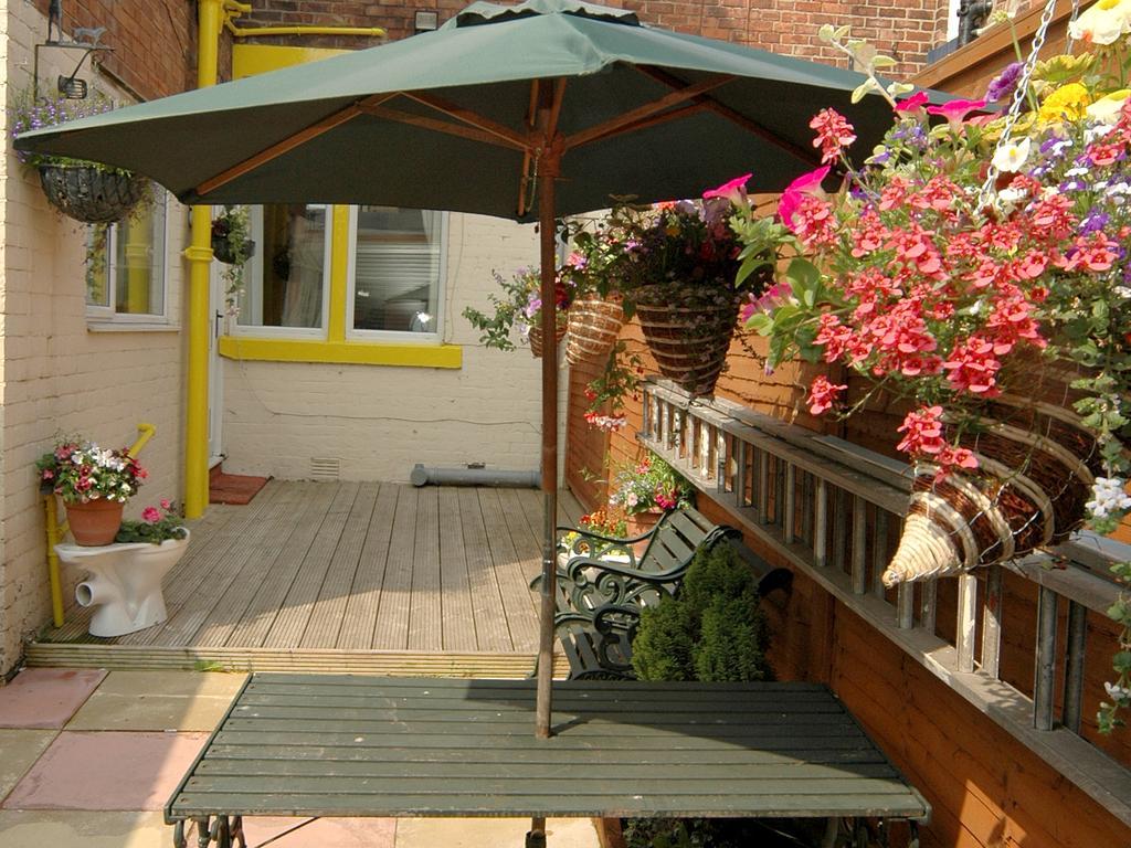 Roker View Guest House Sunderland  Eksteriør billede