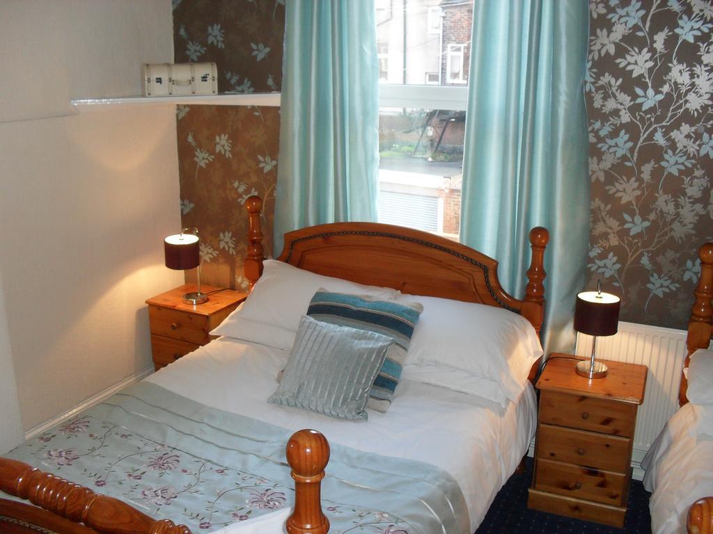 Roker View Guest House Sunderland  Eksteriør billede