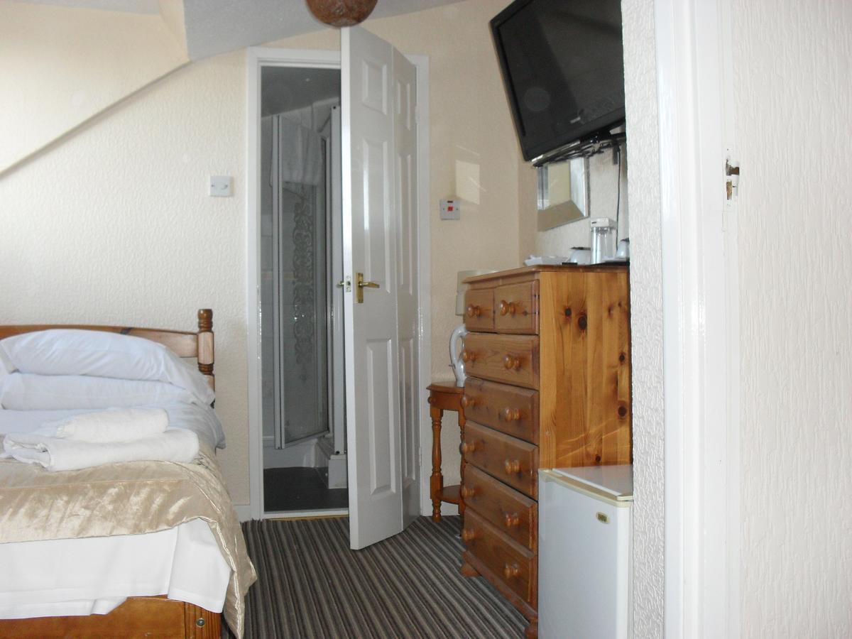 Roker View Guest House Sunderland  Eksteriør billede