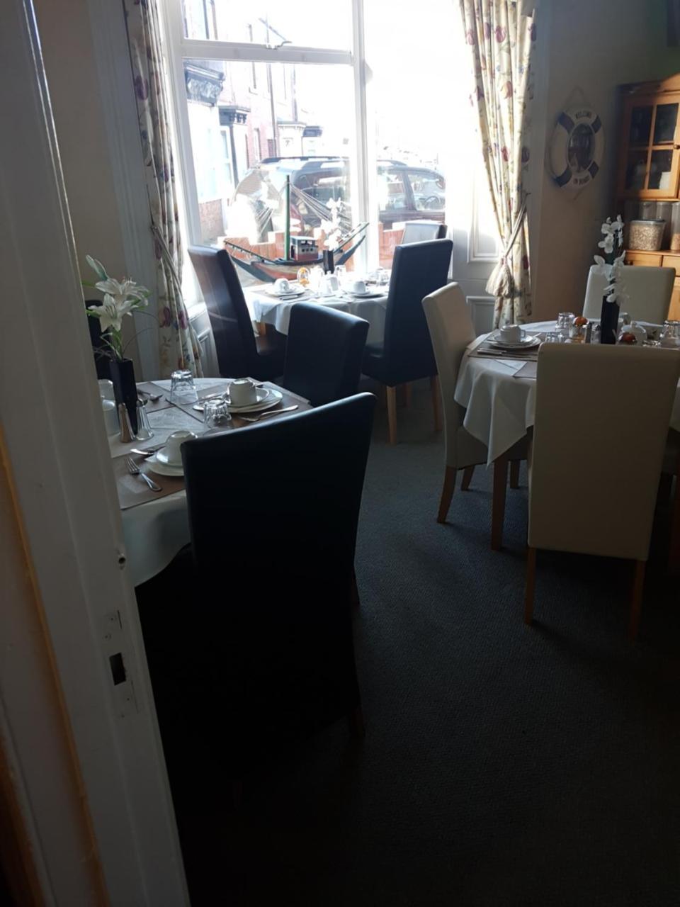 Roker View Guest House Sunderland  Eksteriør billede
