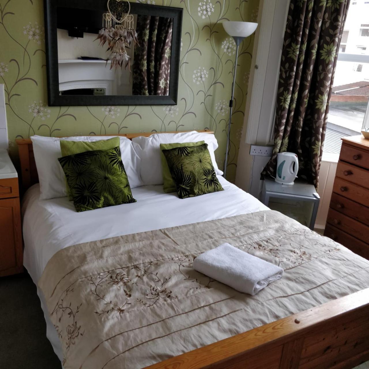 Roker View Guest House Sunderland  Eksteriør billede